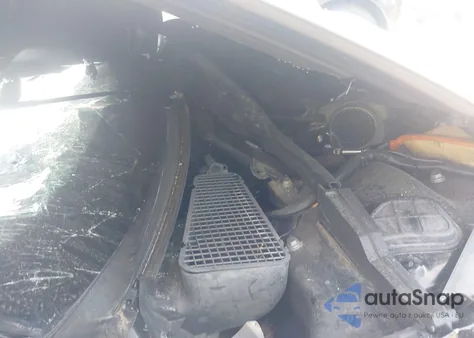 2013 Audi A4 2.0T Premium из США, поврежденный, VIN WAUAFAFL3DN027788